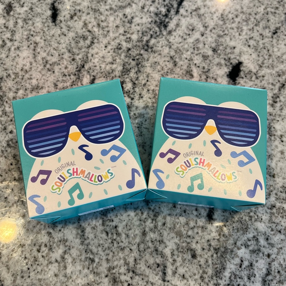 New : Happy meals toys - Squishmalloes : Winston (3 for $20)